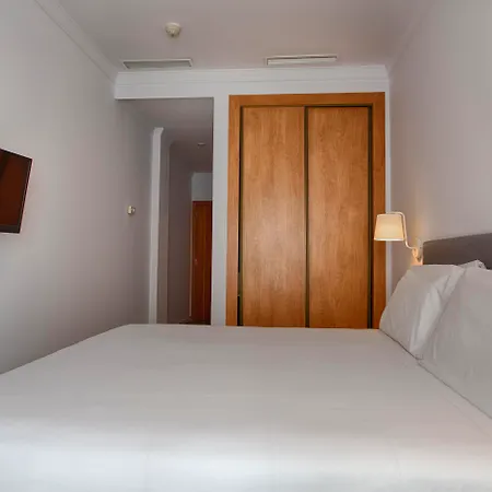 Hotel Sercotel Tribuna 3*