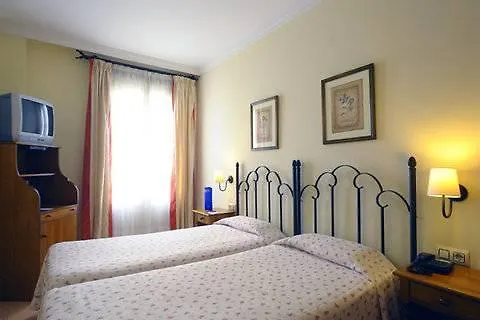 Sercotel Tribuna מלון 3*