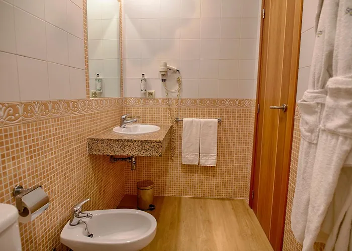 מלון Sercotel Tribuna