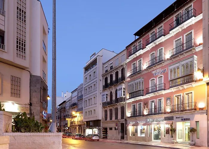 Sercotel Tribuna 3* מאלגה