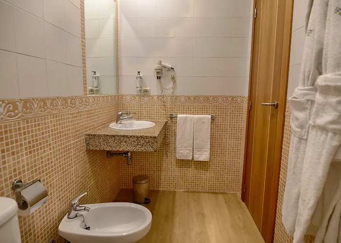 Sercotel Tribuna מלון 3*