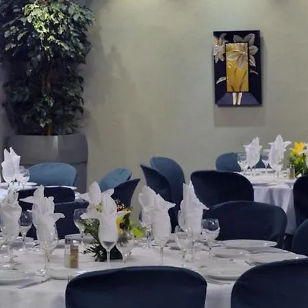 Sercotel Tribuna 3*